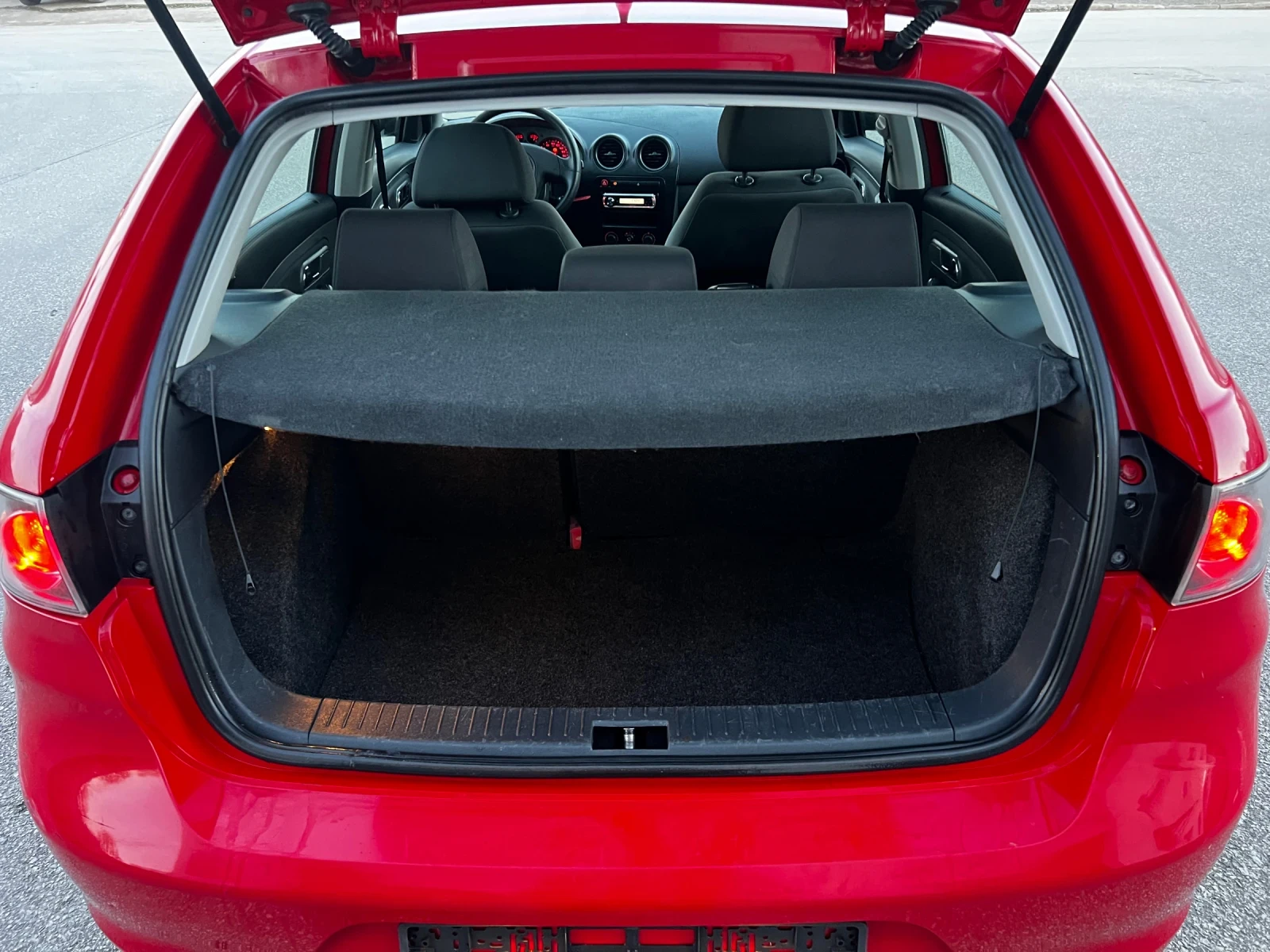 Seat Ibiza 1.2i 60. * Facelift*  | Mobile.bg   16