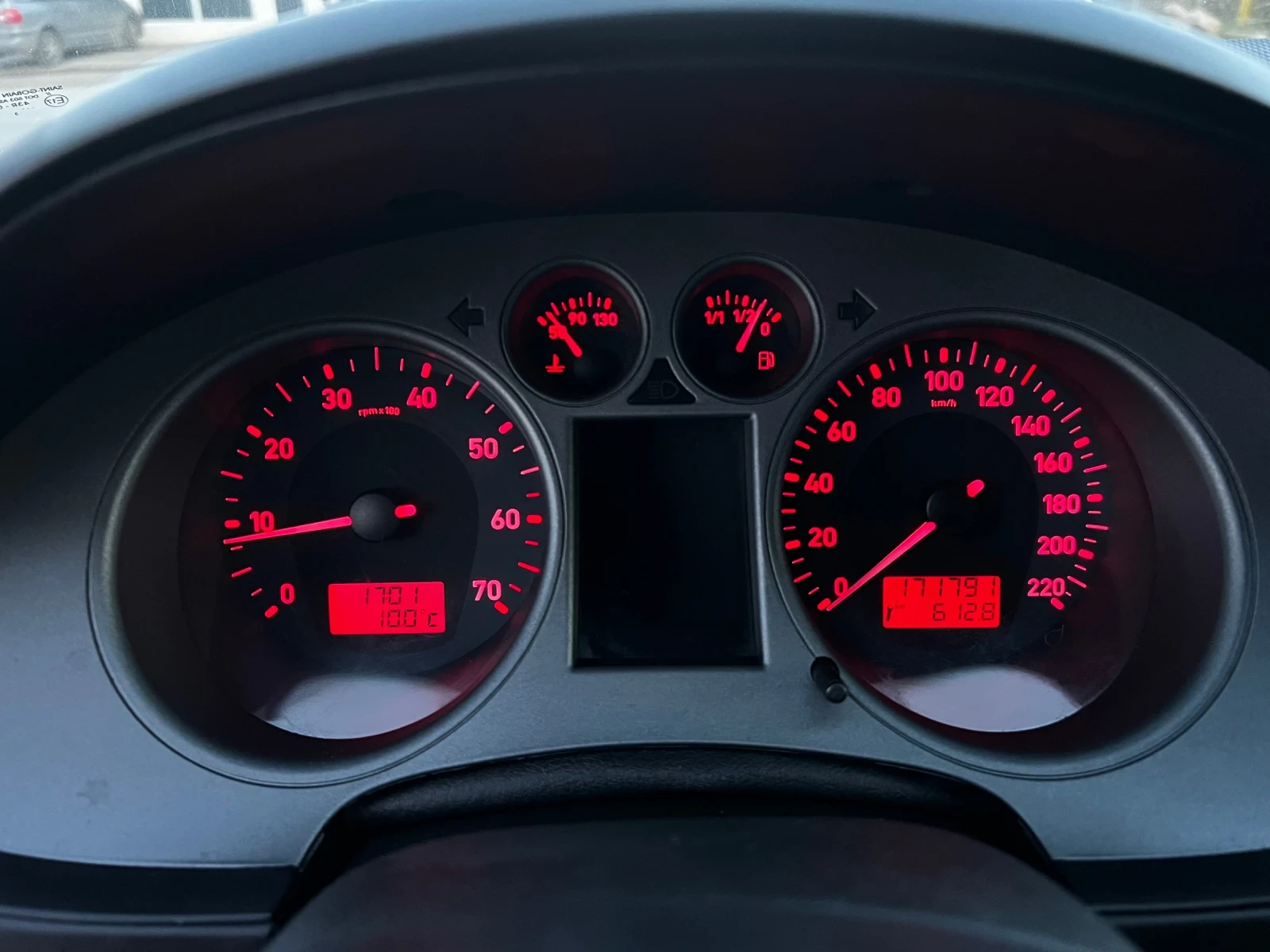 Seat Ibiza 1.2i 60. * Facelift*  | Mobile.bg   15