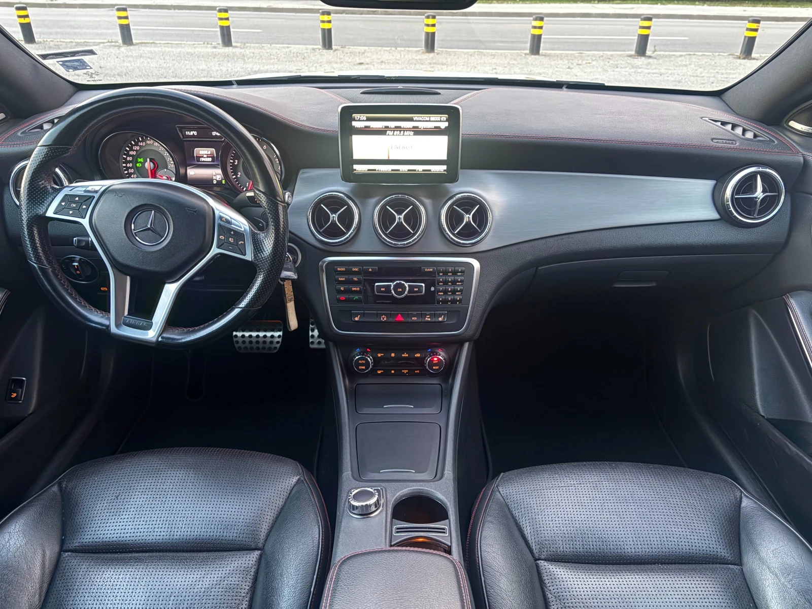 Mercedes-Benz CLA 200  - изображение 9