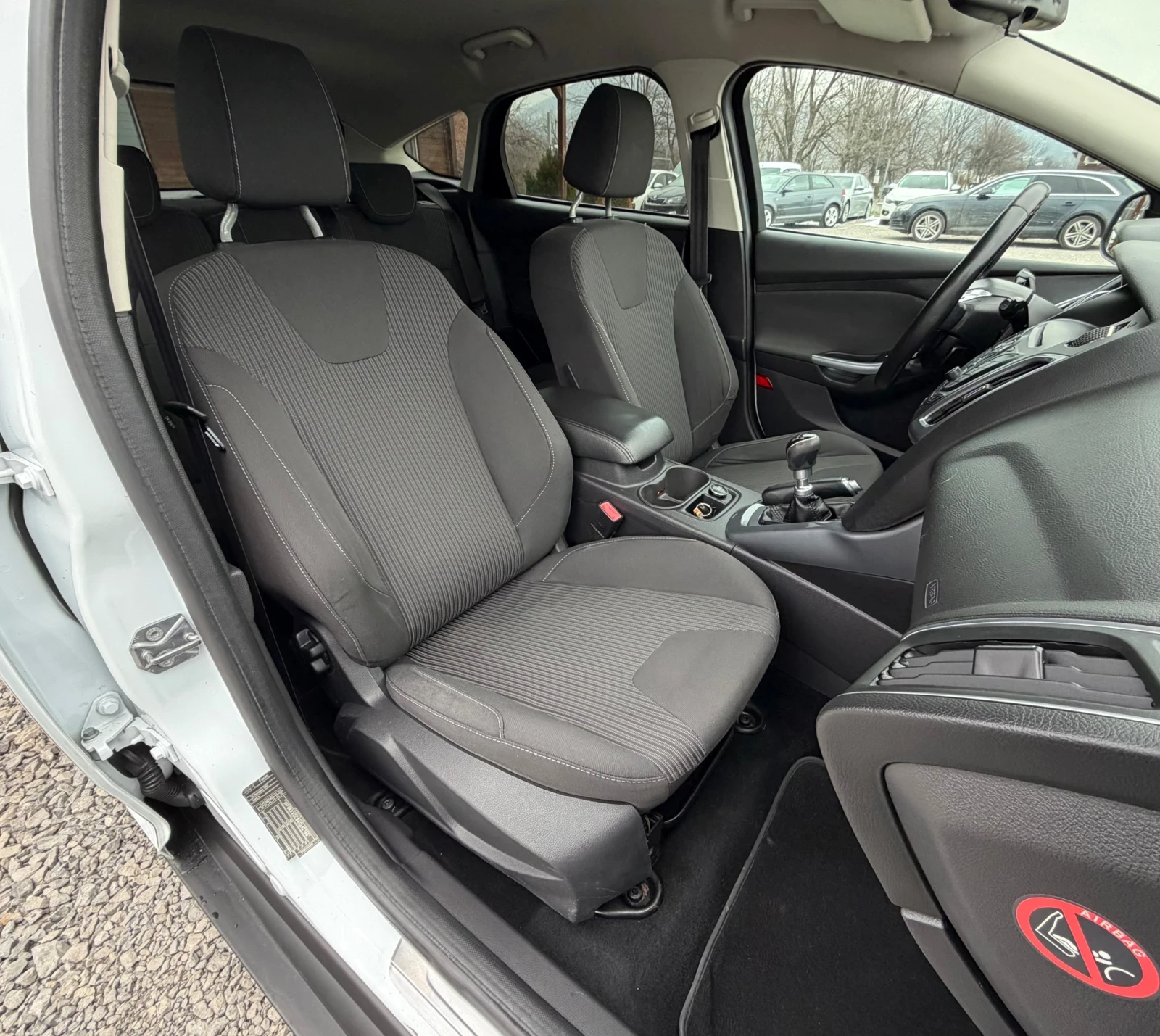 Ford Focus 1.6TDCi 116�.� * �����������* * ������*  | Mobile.bg � ����������� 13