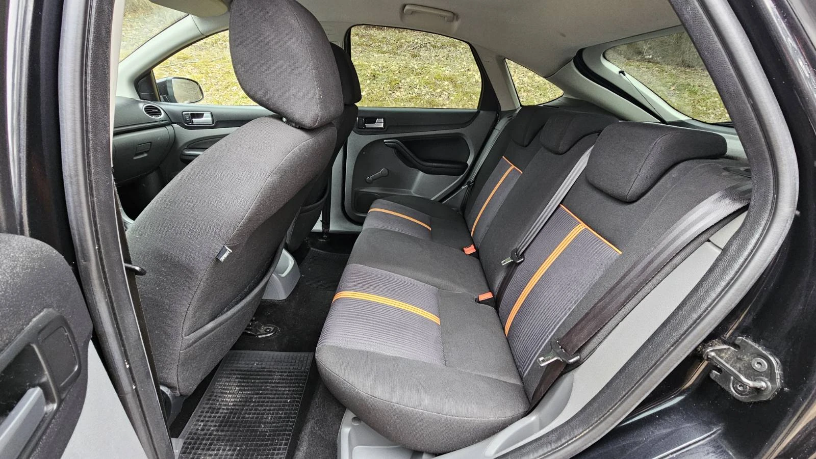 Ford Focus 1.6 | Mobile.bg � ����������� 15