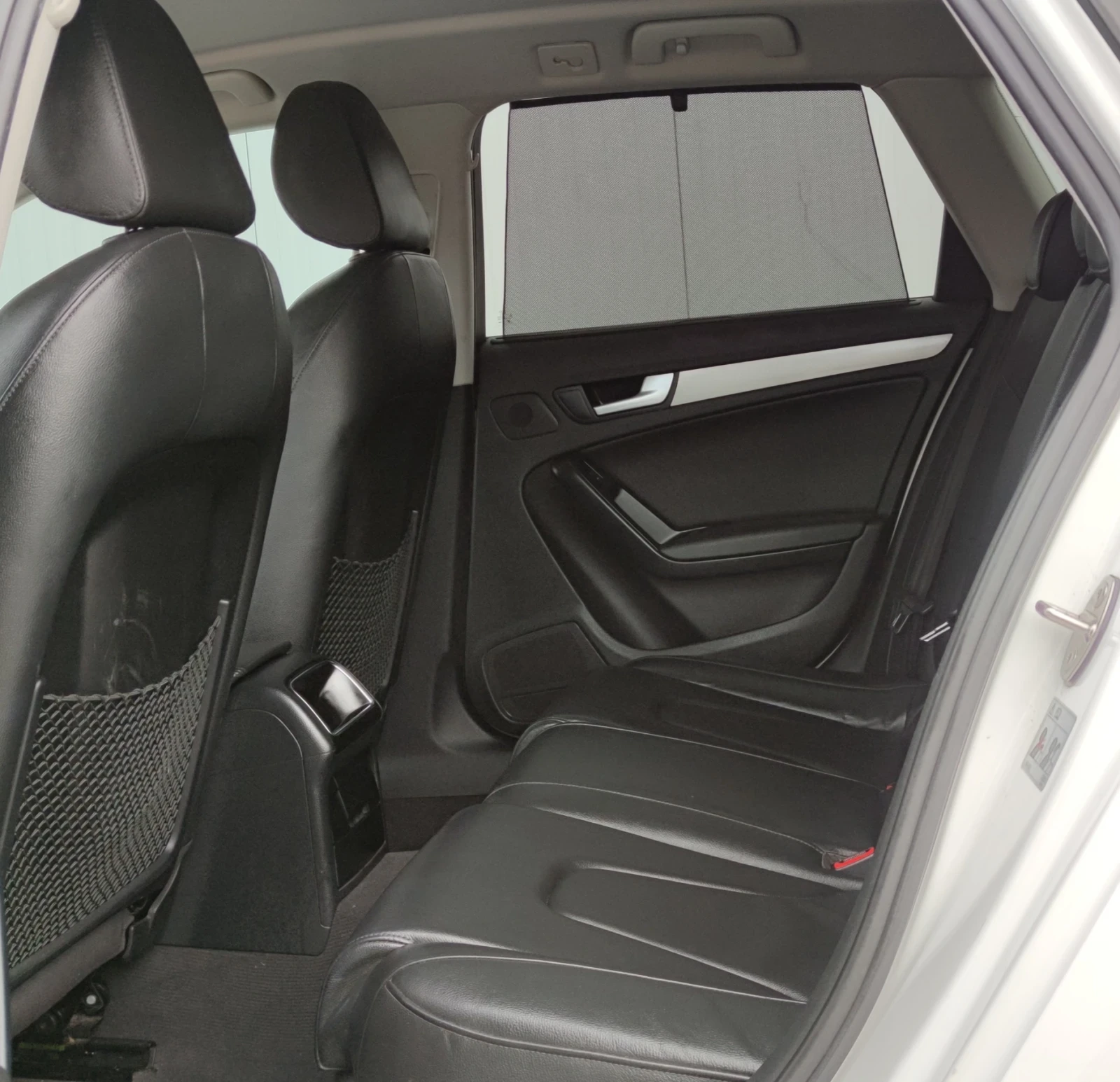 Audi A4 2.0TDI, снимка 12 - Автомобили и джипове - 53978578