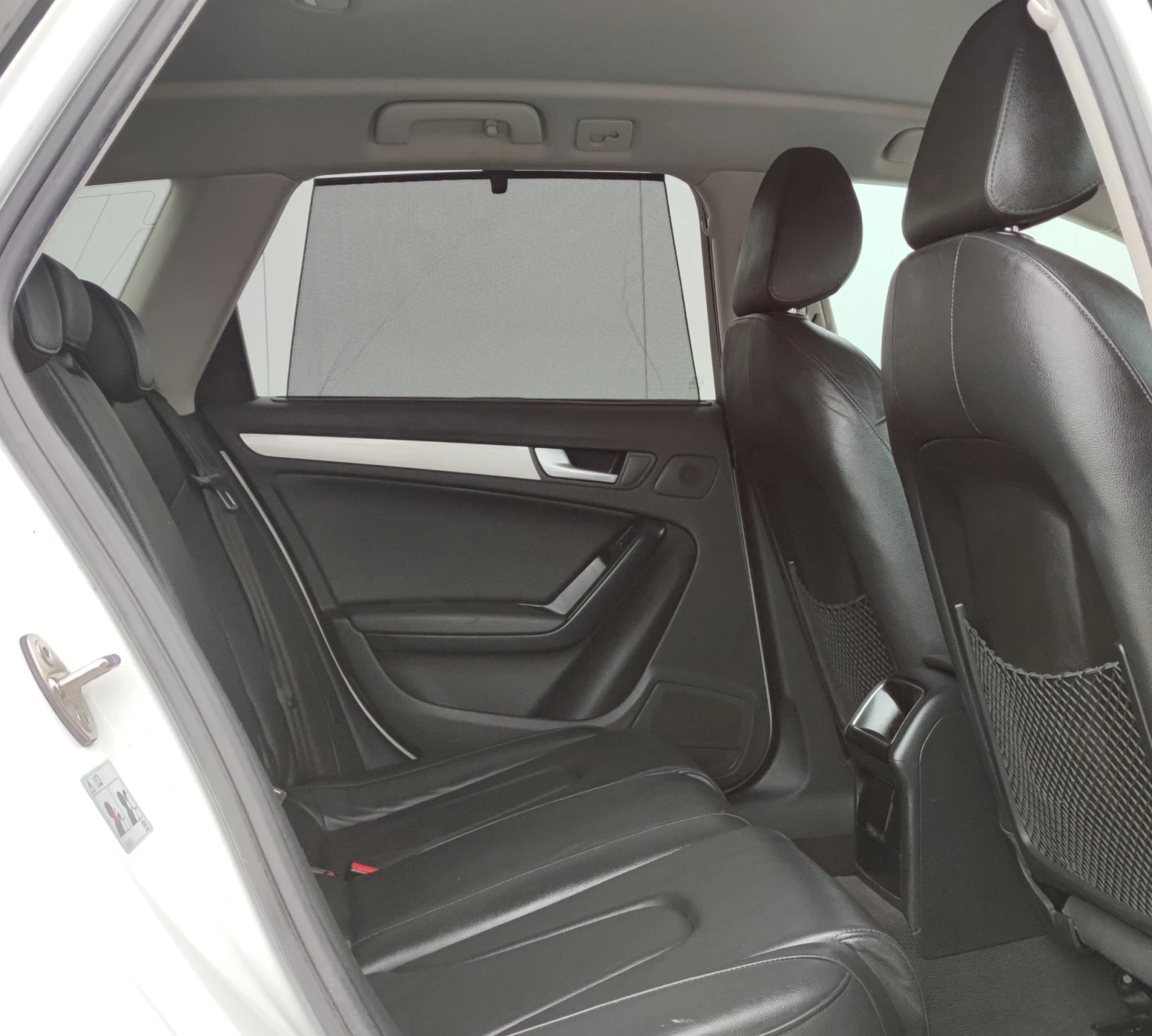 Audi A4 2.0TDI, снимка 10 - Автомобили и джипове - 53978578