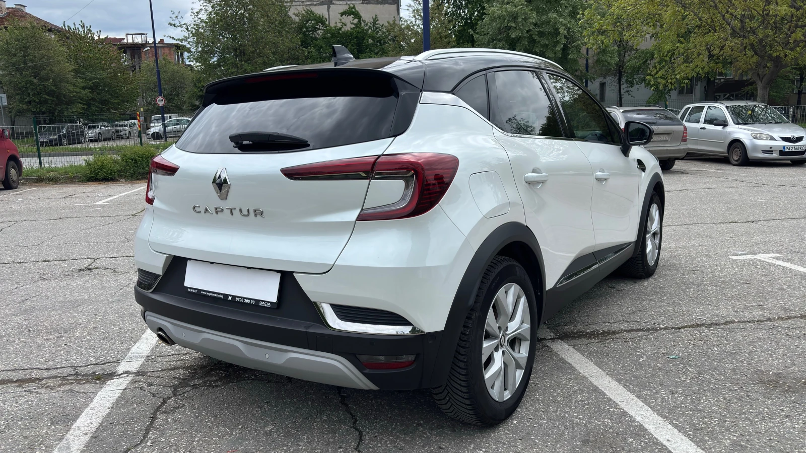 Renault Captur Intens TCe бензин LPG 100 BVM6, снимка 2 - Автомобили и джипове - 54424548