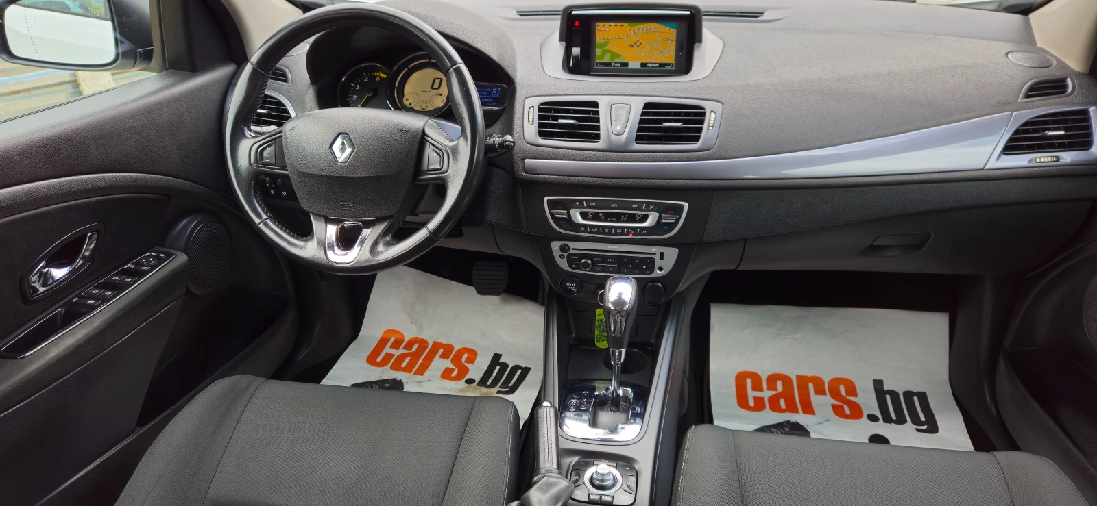 Renault Megane 1, 5DCi-110кс* 2015г* АВТОМАТИК* НАВИ* ТОП , снимка 8 - Автомобили и джипове - 54486391
