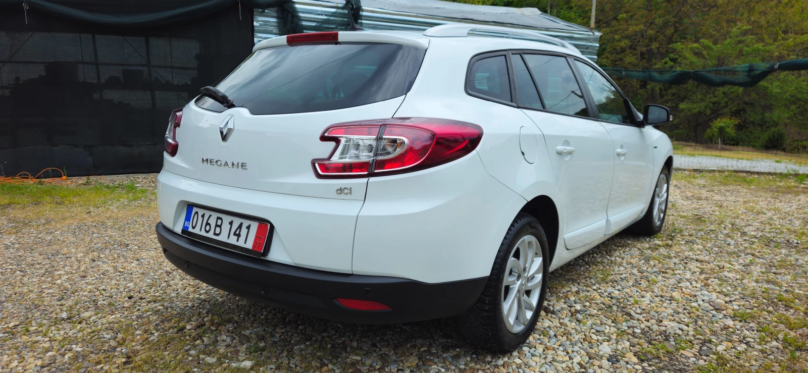Renault Megane 1, 5DCi-110кс* 2015г* АВТОМАТИК* НАВИ* ТОП , снимка 4 - Автомобили и джипове - 54486391