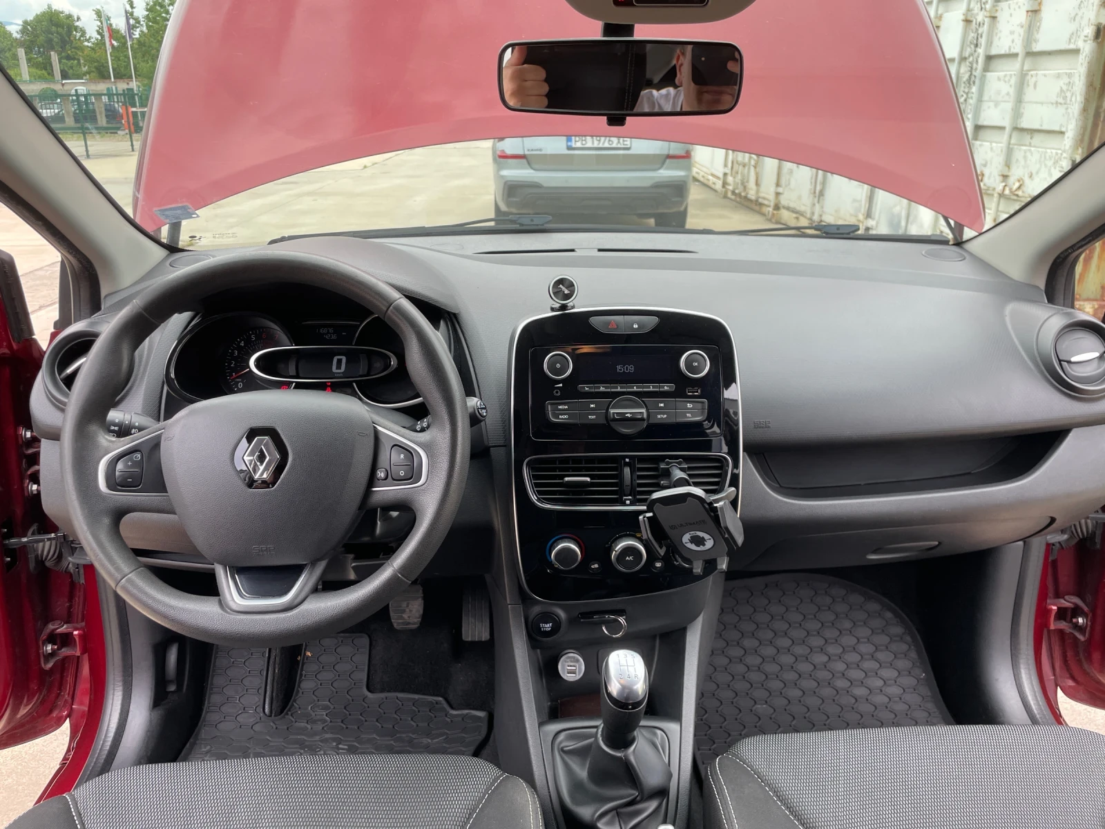 Renault Clio Renault Clio IV, снимка 12 - Автомобили и джипове - 54755081