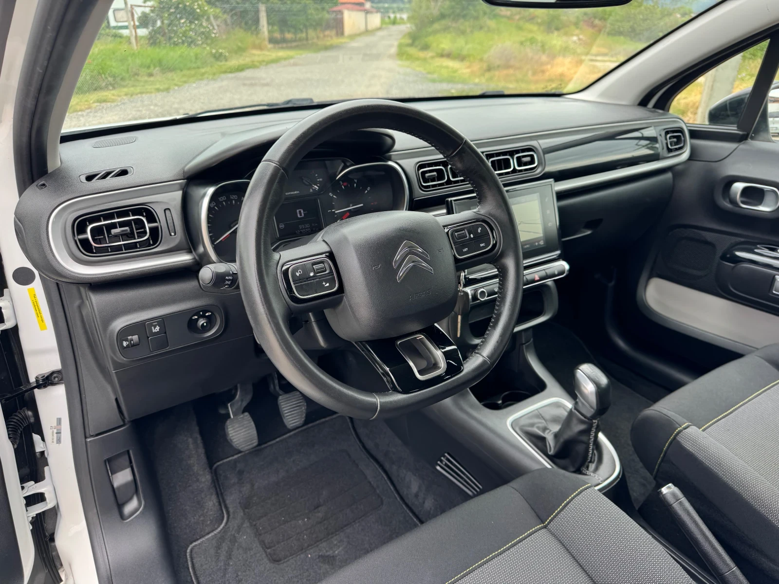 Citroen C3 1.2i * NAVI* SERVICE* TOP* , снимка 10 - Автомобили и джипове - 54886463