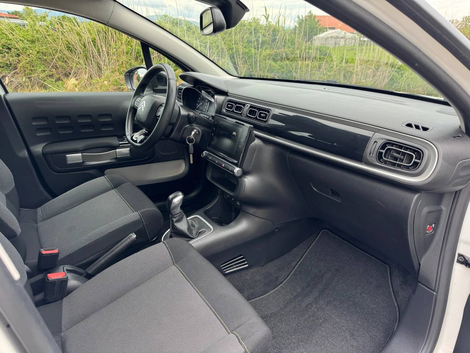 Citroen C3 1.2i * NAVI* SERVICE* TOP* , снимка 12 - Автомобили и джипове - 54886463