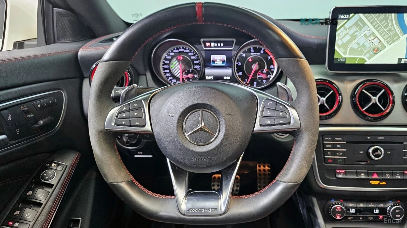 Mercedes-Benz CLA 45AMG 4MATIC* КОЖА* НАВИ* ПАНО, снимка 12 - Автомобили и джипове - 55387347