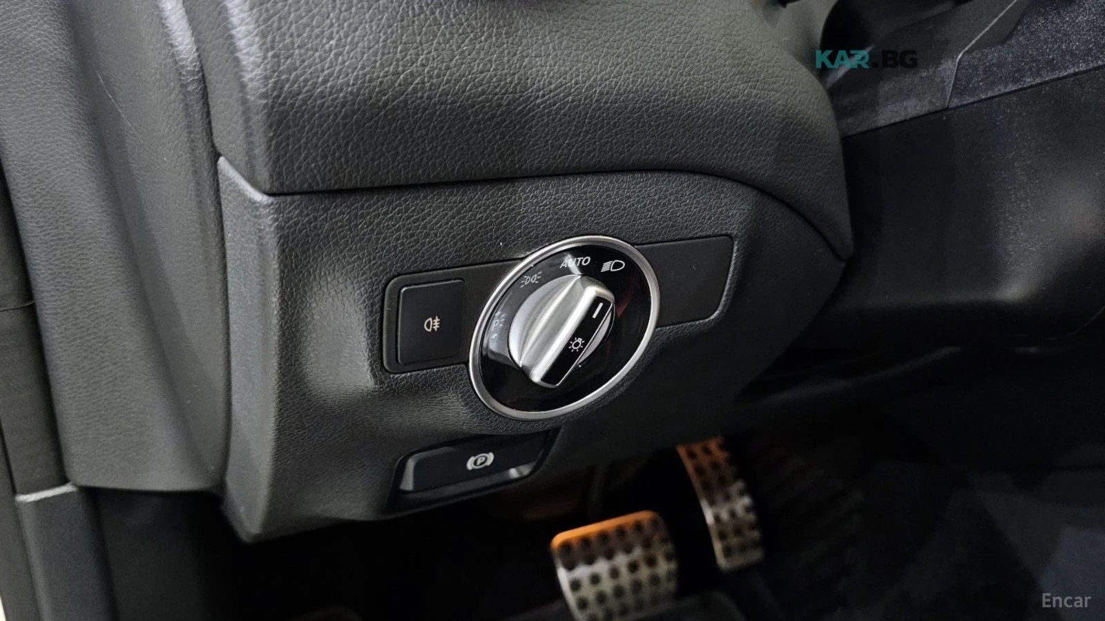 Mercedes-Benz CLA 45AMG 4MATIC* КОЖА* НАВИ* ПАНО, снимка 14 - Автомобили и джипове - 55387347