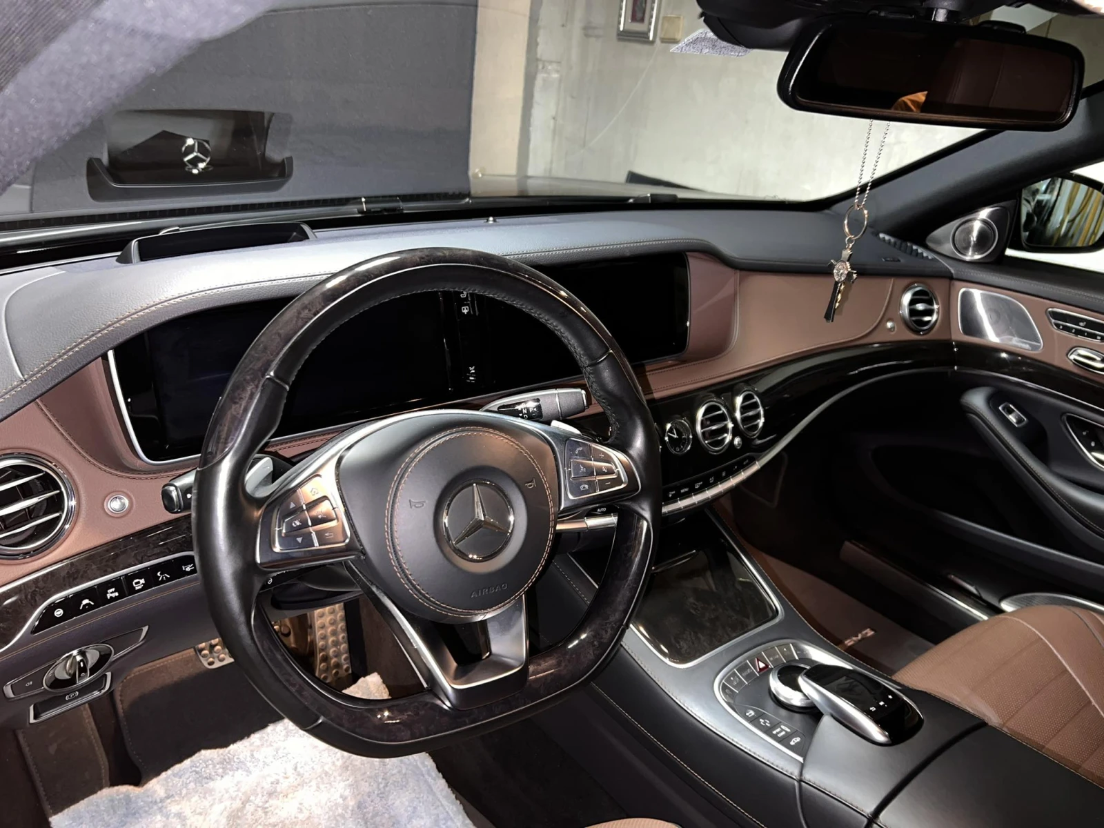 Mercedes-Benz S 500  Long* AMG* 4matic* 360cam* Burmester* 3xTV* Pano*, снимка 10 - Автомобили и джипове - 55417941