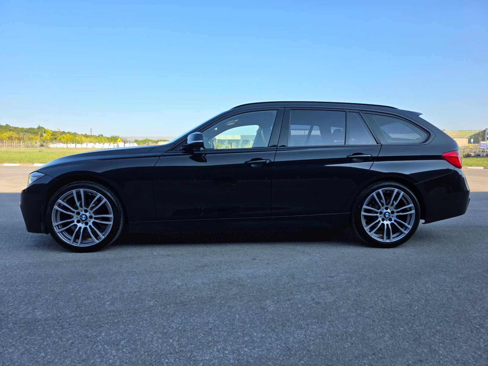 BMW 320 2.0D-184kc xDRIVE M Pack, снимка 2 - Автомобили и джипове - 55493565