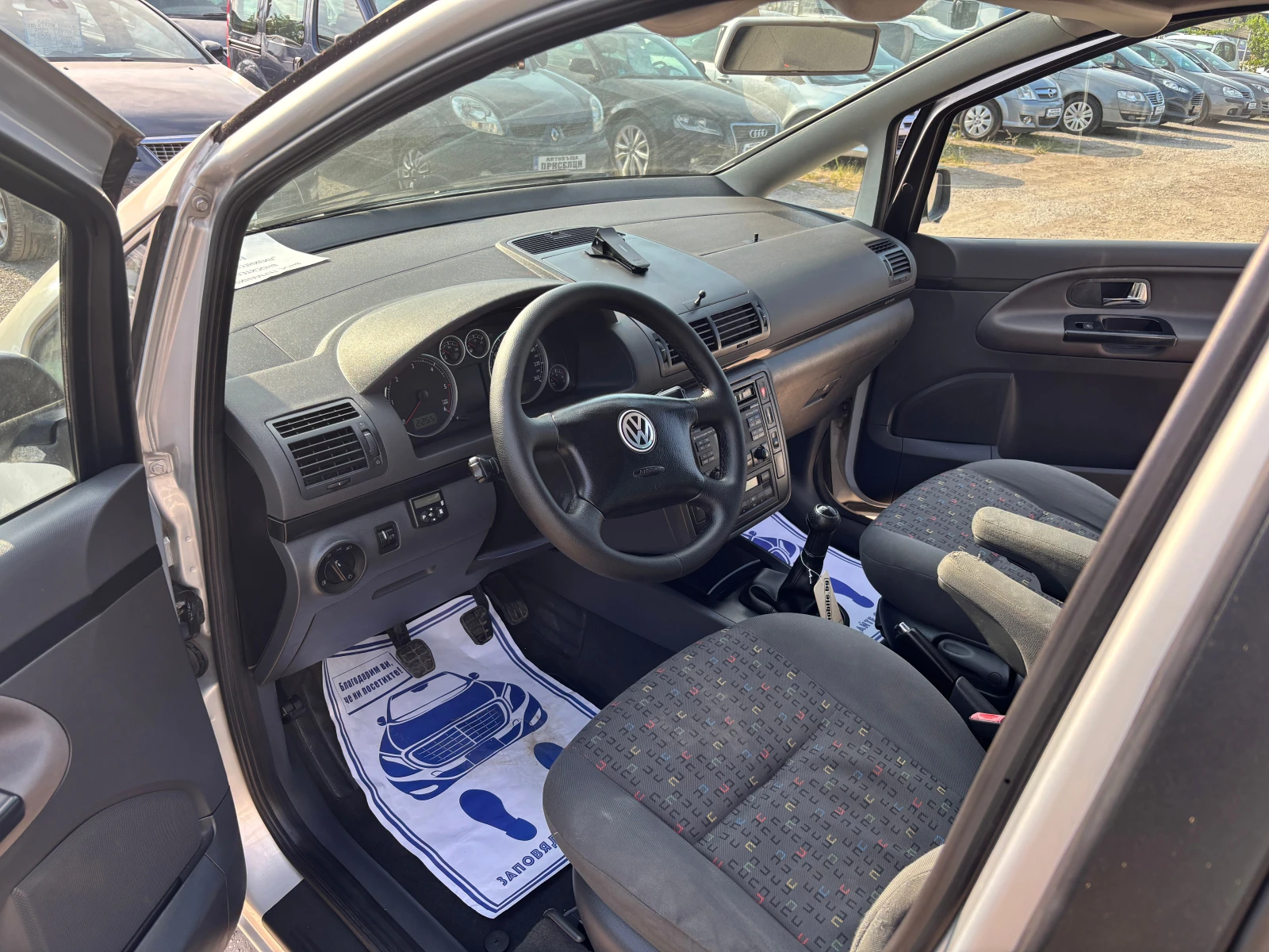 VW Sharan 1.9 TDI 116К.С, снимка 6 - Автомобили и джипове - 55581494