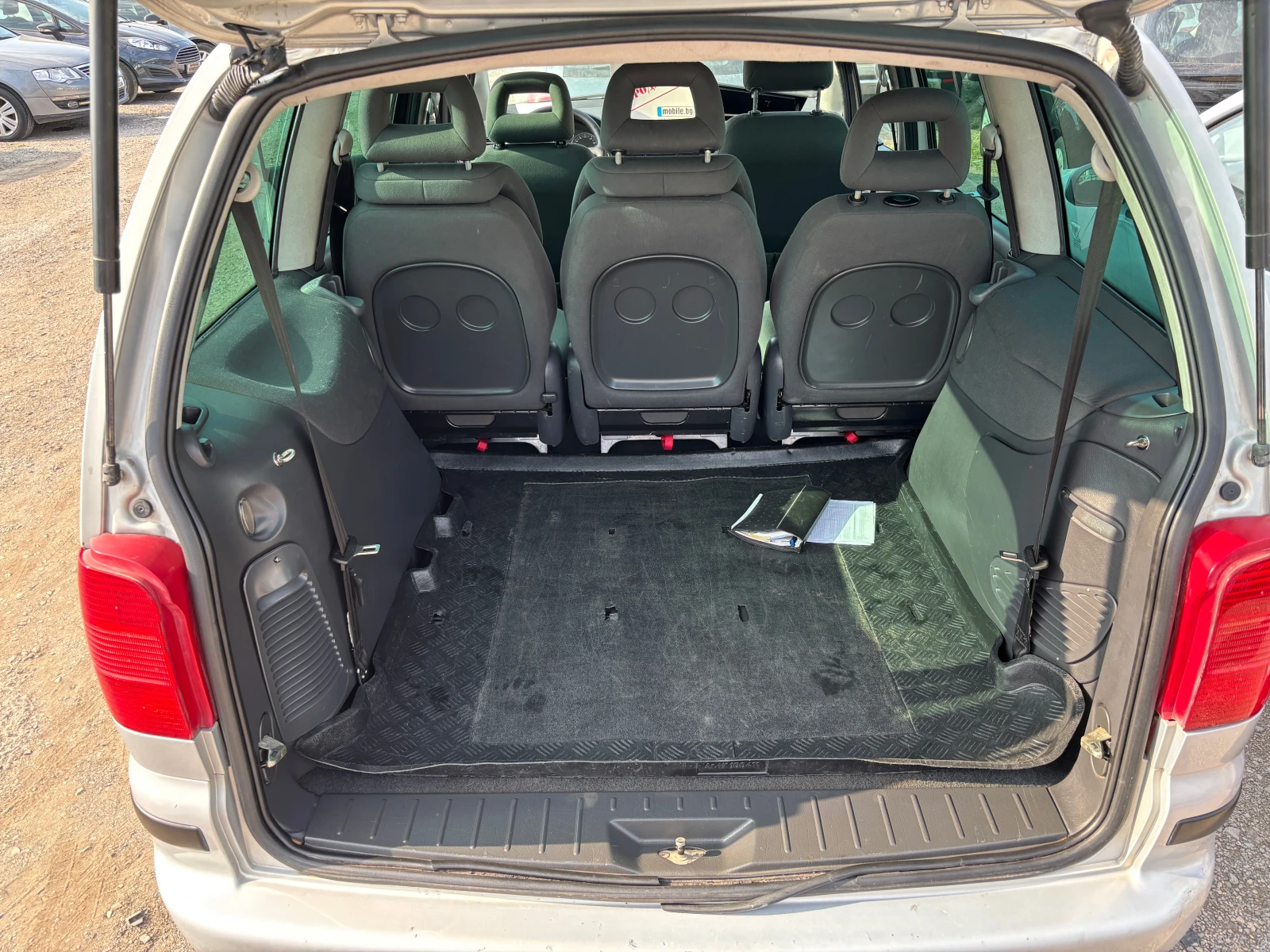 VW Sharan 1.9 TDI 116К.С, снимка 16 - Автомобили и джипове - 55581494