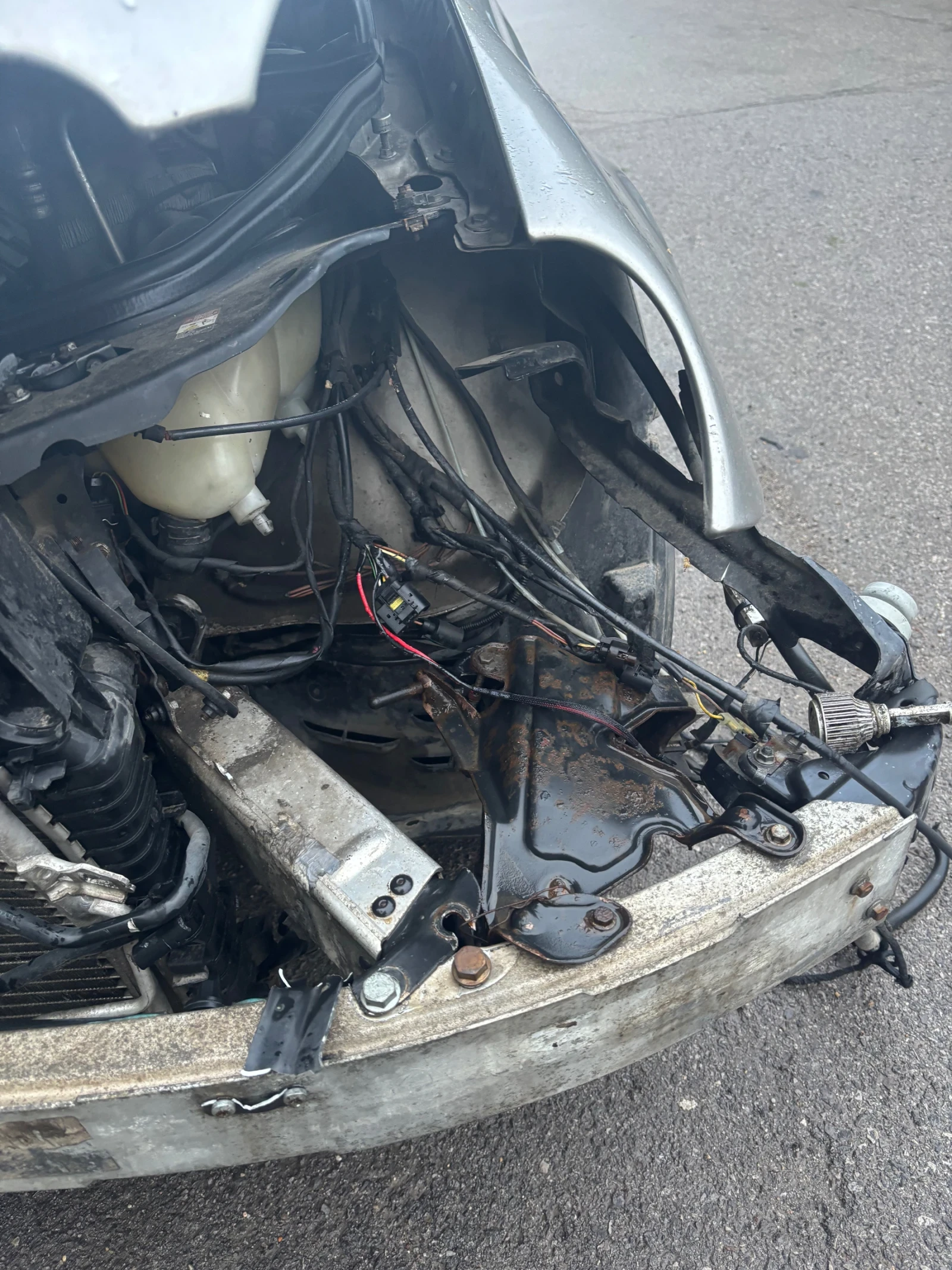 Mercedes-Benz E 500, снимка 8 - Автомобили и джипове - 55729349