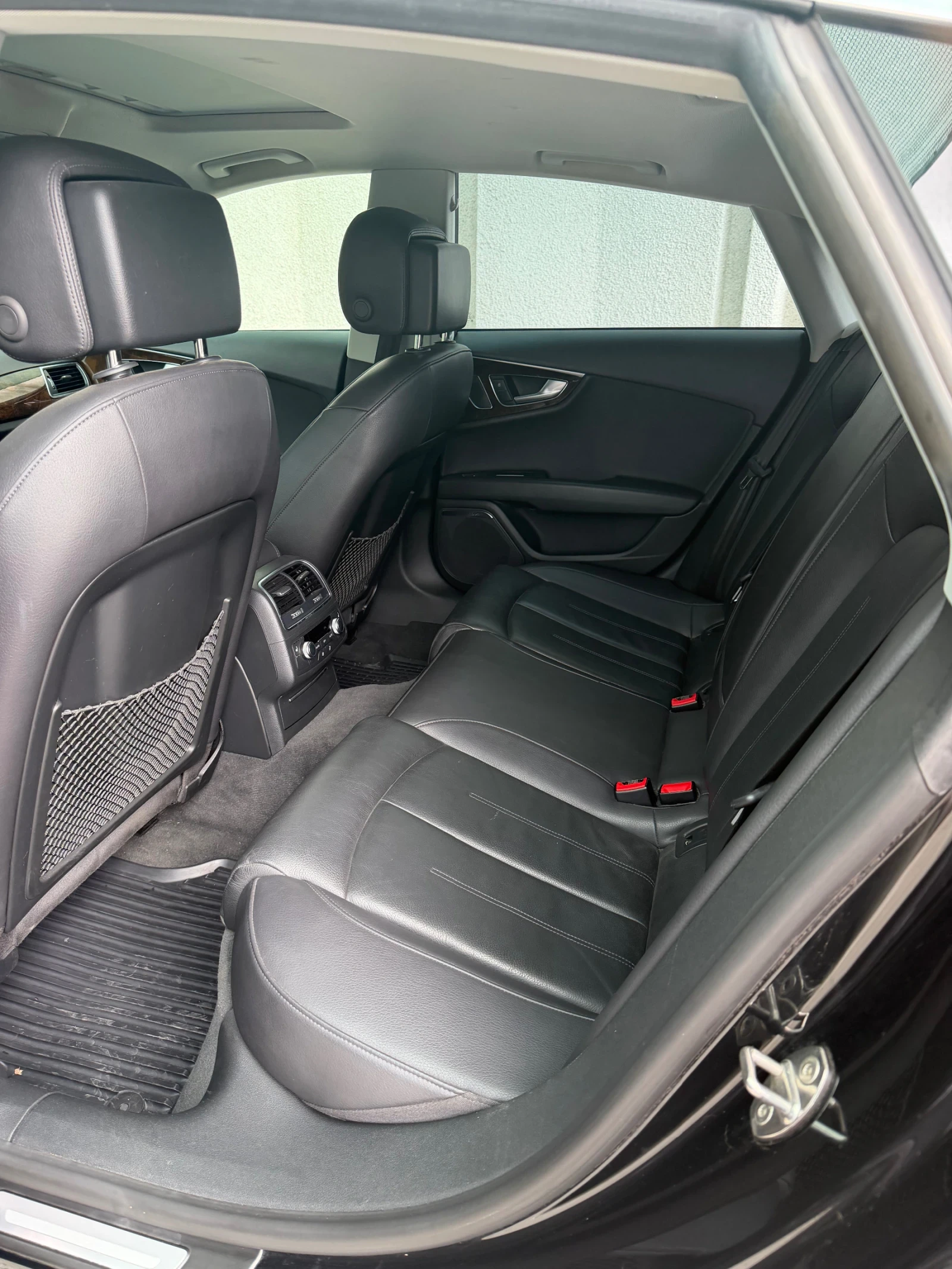 Audi A7 3.0TFSI, снимка 10 - Автомобили и джипове - 56180024