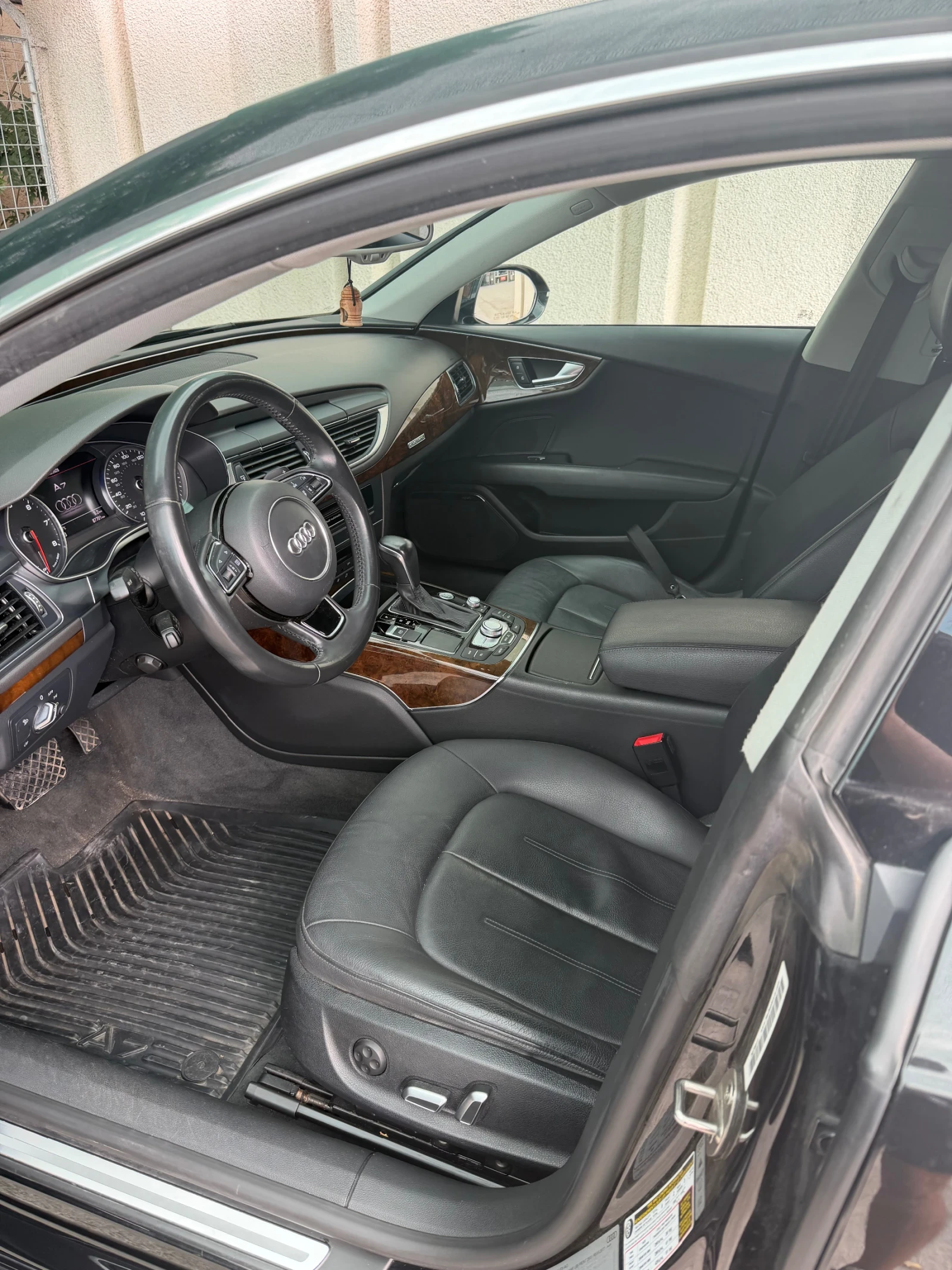Audi A7 3.0TFSI, снимка 9 - Автомобили и джипове - 56180024