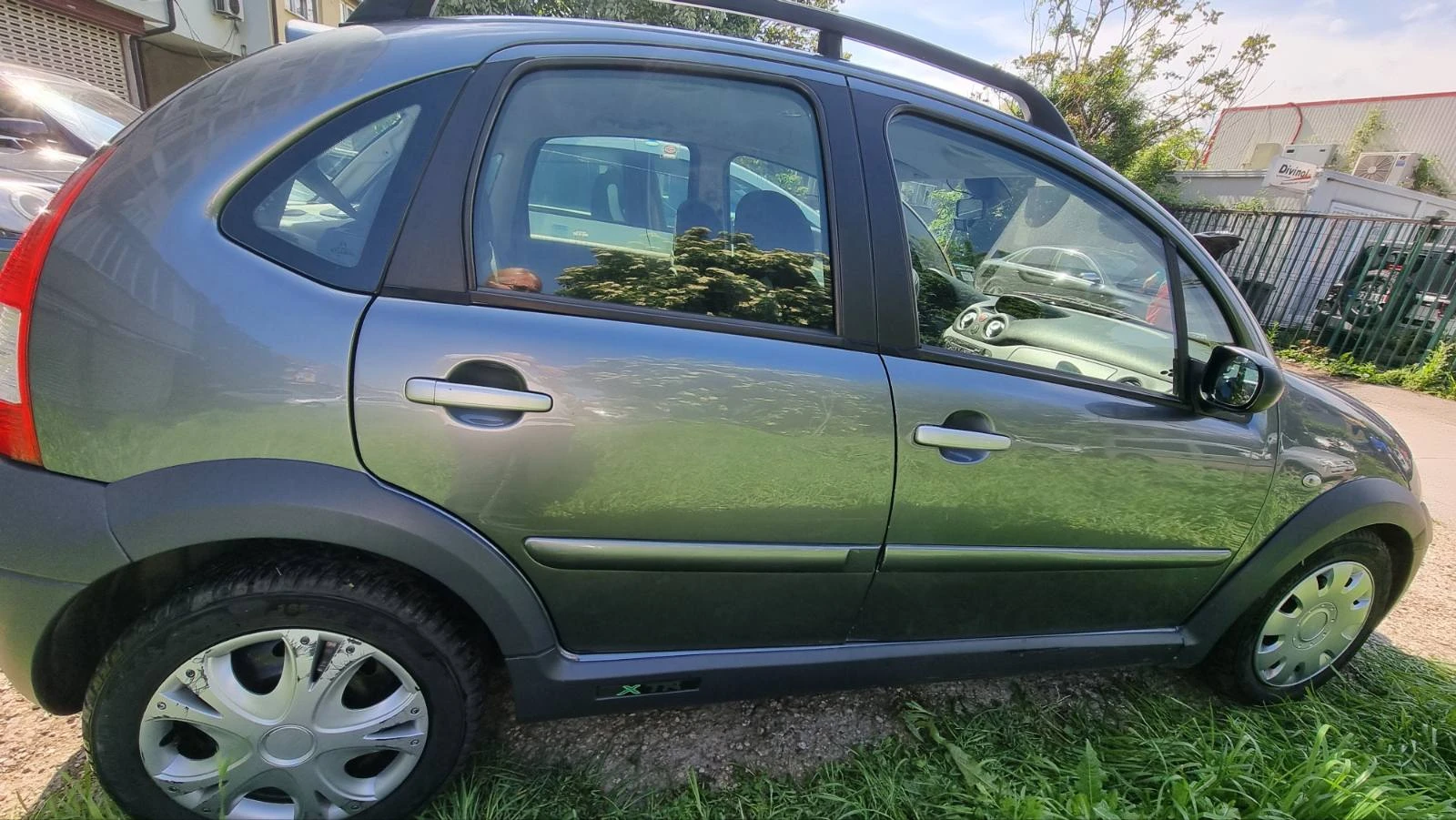 Citroen C3, снимка 2 - Автомобили и джипове - 56447648