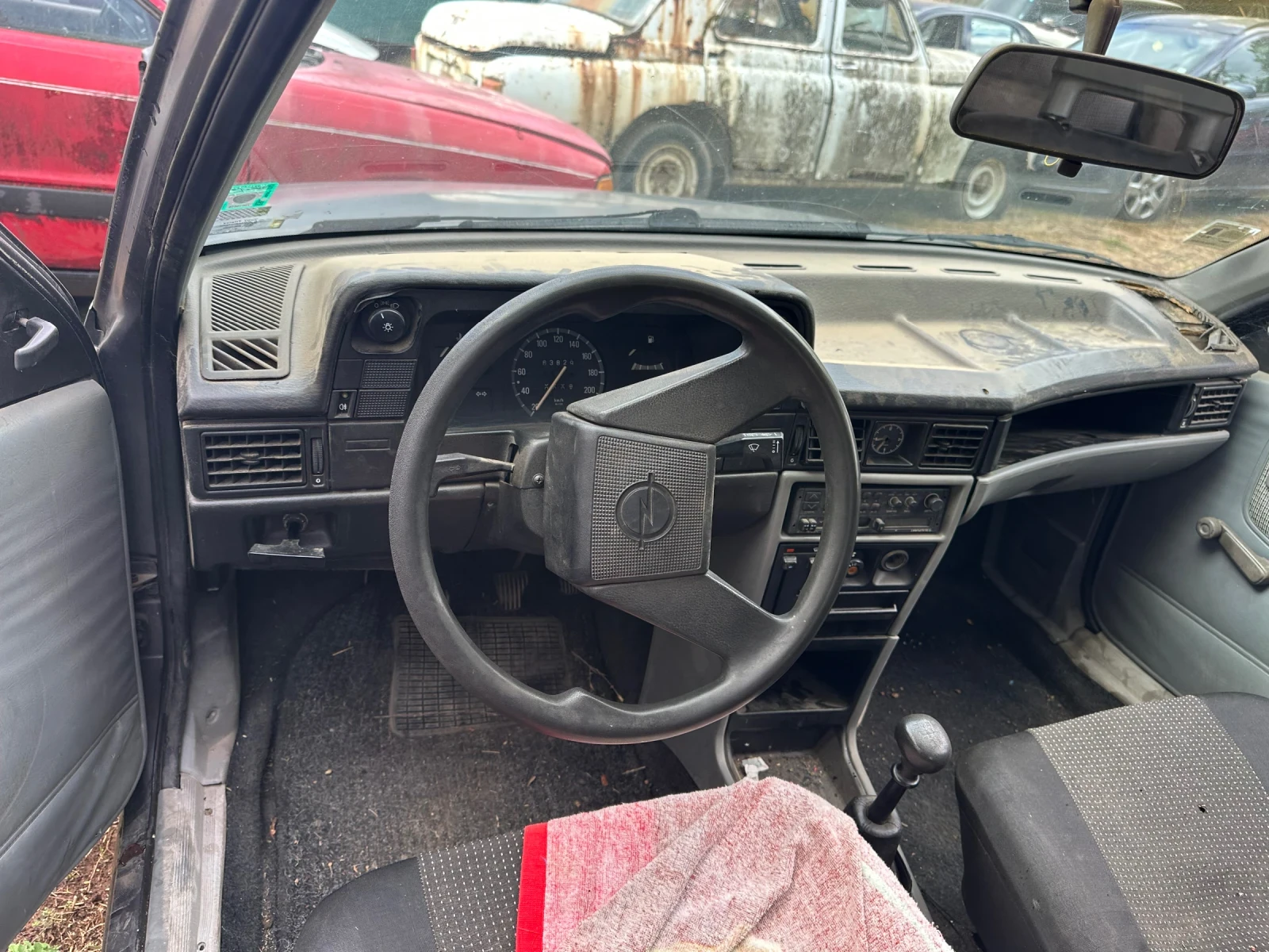 Opel Kadett, снимка 5 - Автомобили и джипове - 56631881