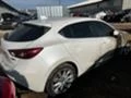 Mazda 3 2.5i SKYACTIV, снимка 2