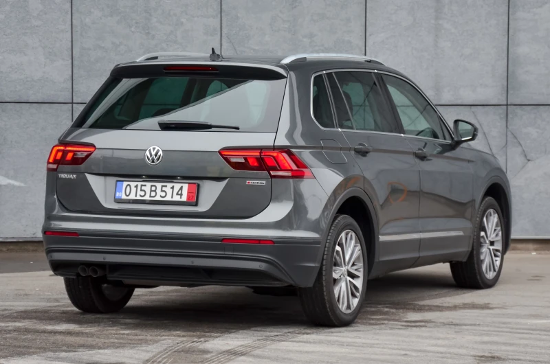 VW Tiguan 2.0 TDI AVTOMAT, снимка 4 - Автомобили и джипове - 48234452