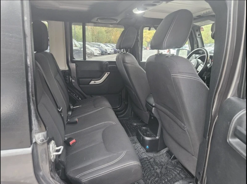 Jeep Wrangler UNLIMITED* SAHARA* 3.6* V6* ПОДГРЕВ* КАМЕРА* , снимка 14 - Автомобили и джипове - 52654222