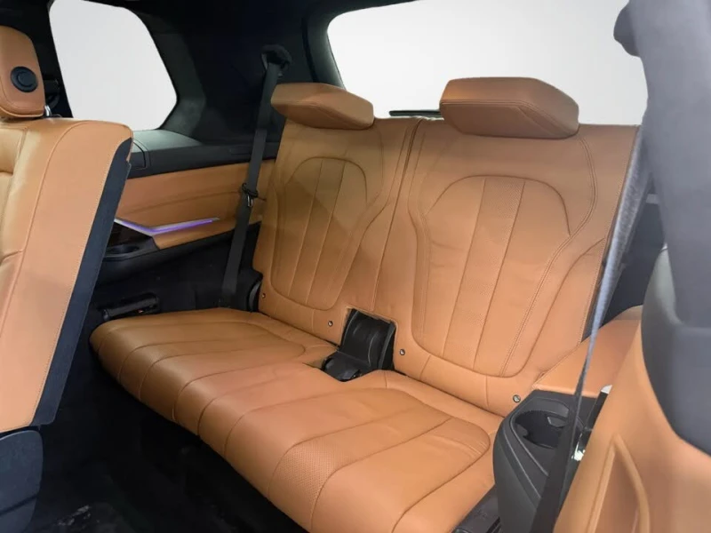 BMW X7 XDRIVE * CAMERA * LED * ПОДГРЕВ * NAVI, снимка 11 - Автомобили и джипове - 53418852