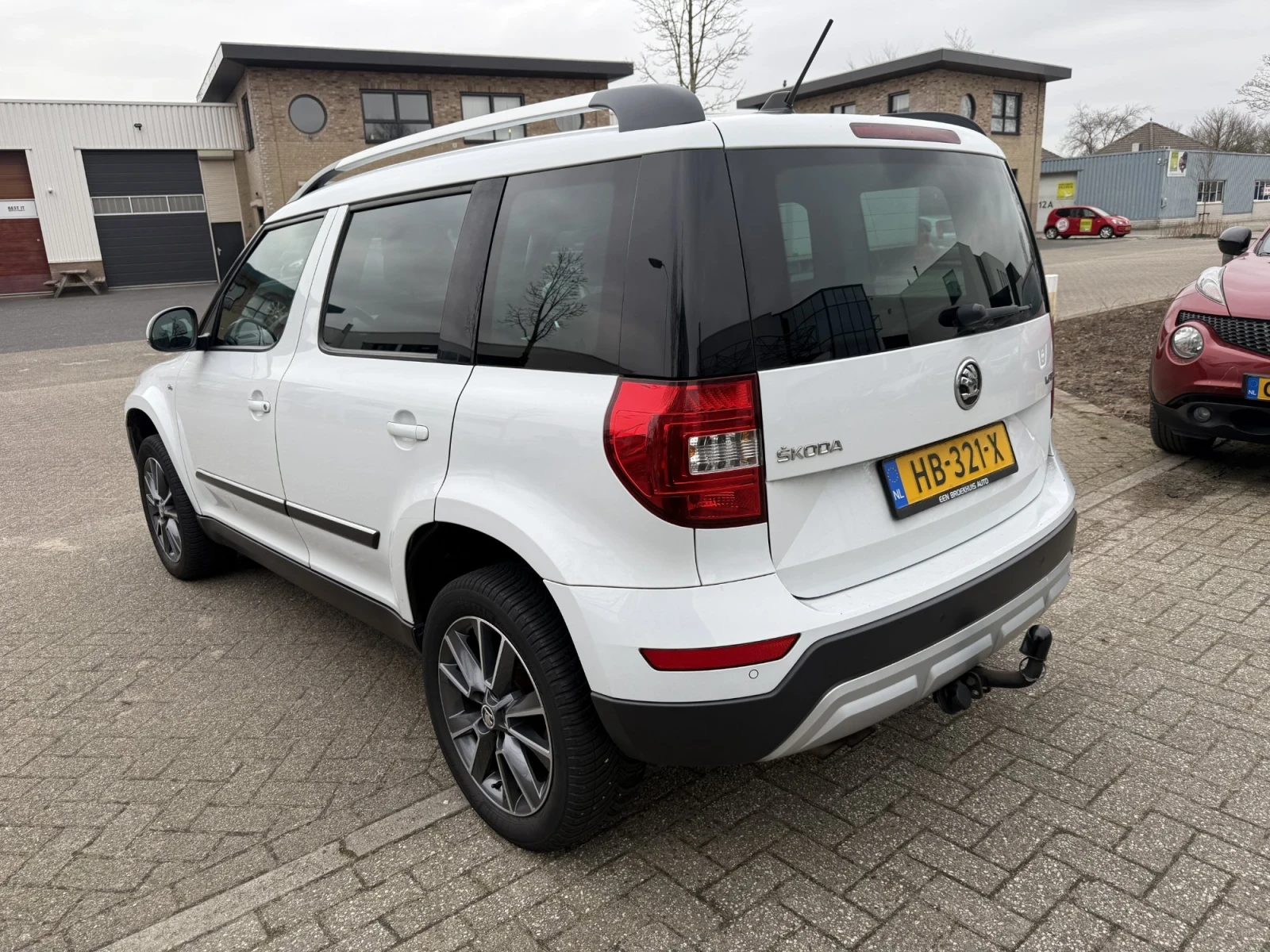Skoda Yeti 1.4 - изображение 4