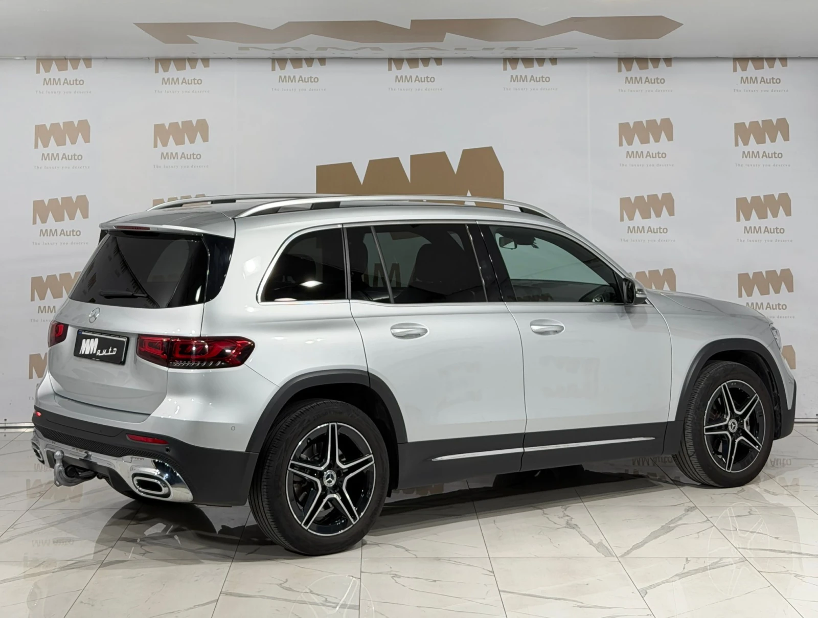 Mercedes-Benz GLB 200* AMG* Camera* Асистенти* 7местен - изображение 3