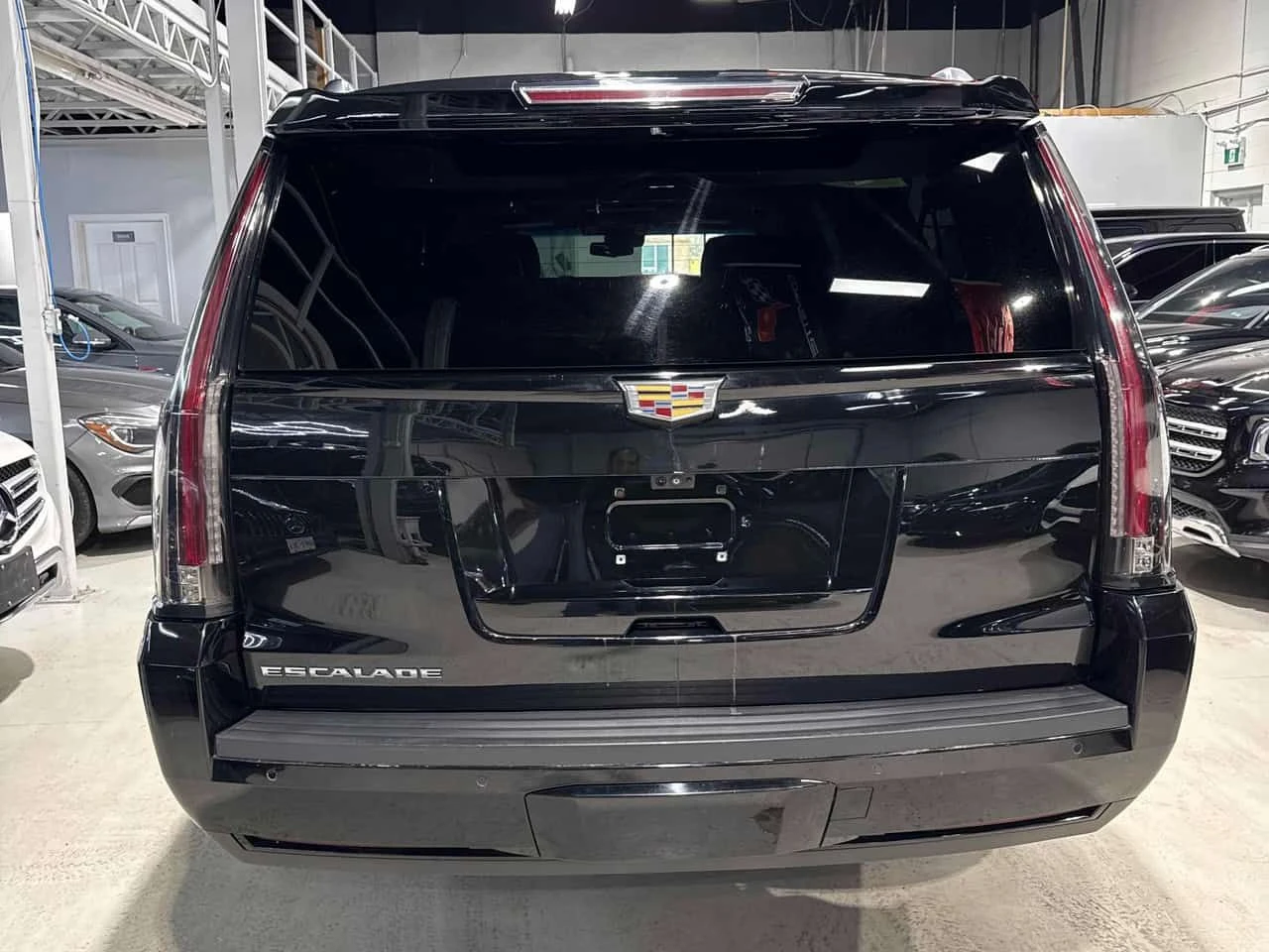 Cadillac Escalade * Platinum * CARFAX * ���������*  | Mobile.bg � ����������� 3