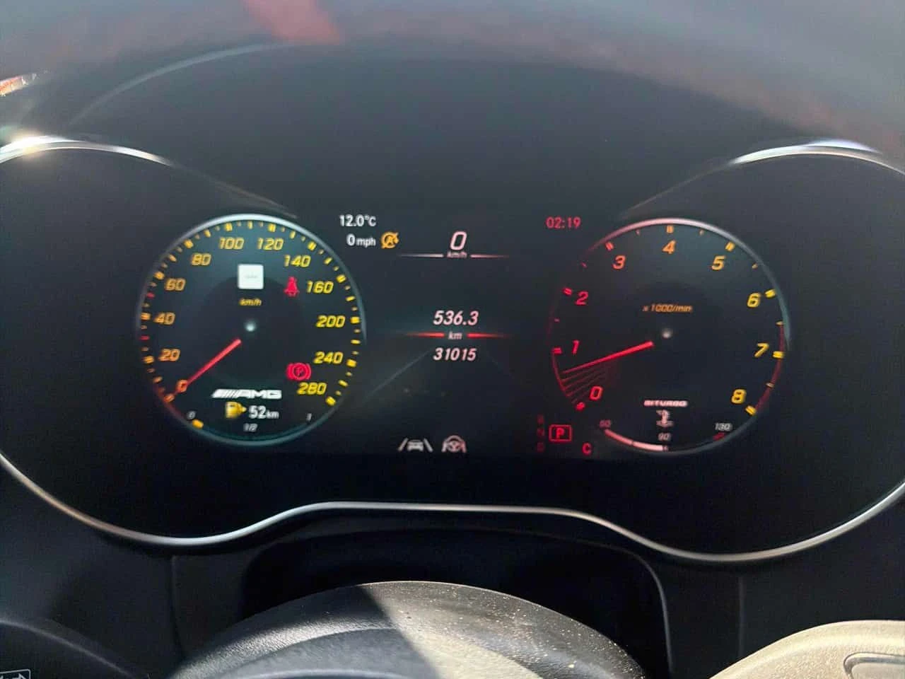 Mercedes-Benz GLC 43 AMG * ДВА ЧИФТА ДЖАНТИ* ДИСТРОНИК* ПАНОРАМА* , снимка 9 - Автомобили и джипове - 54095926