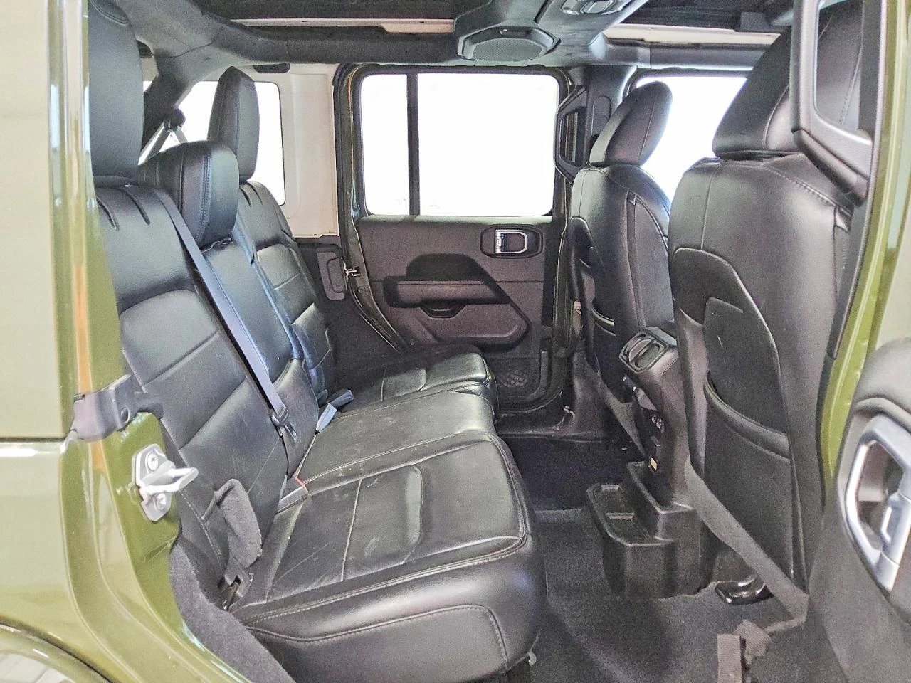 Jeep Wrangler UNLIMITED SAHARA | Mobile.bg � ����������� 10