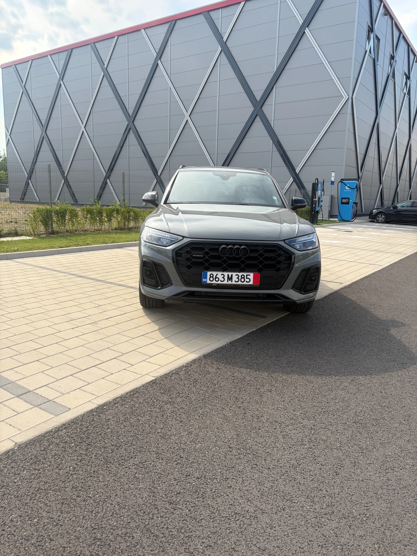 Audi Q5 S-line, Nardo Grey, Black Optic