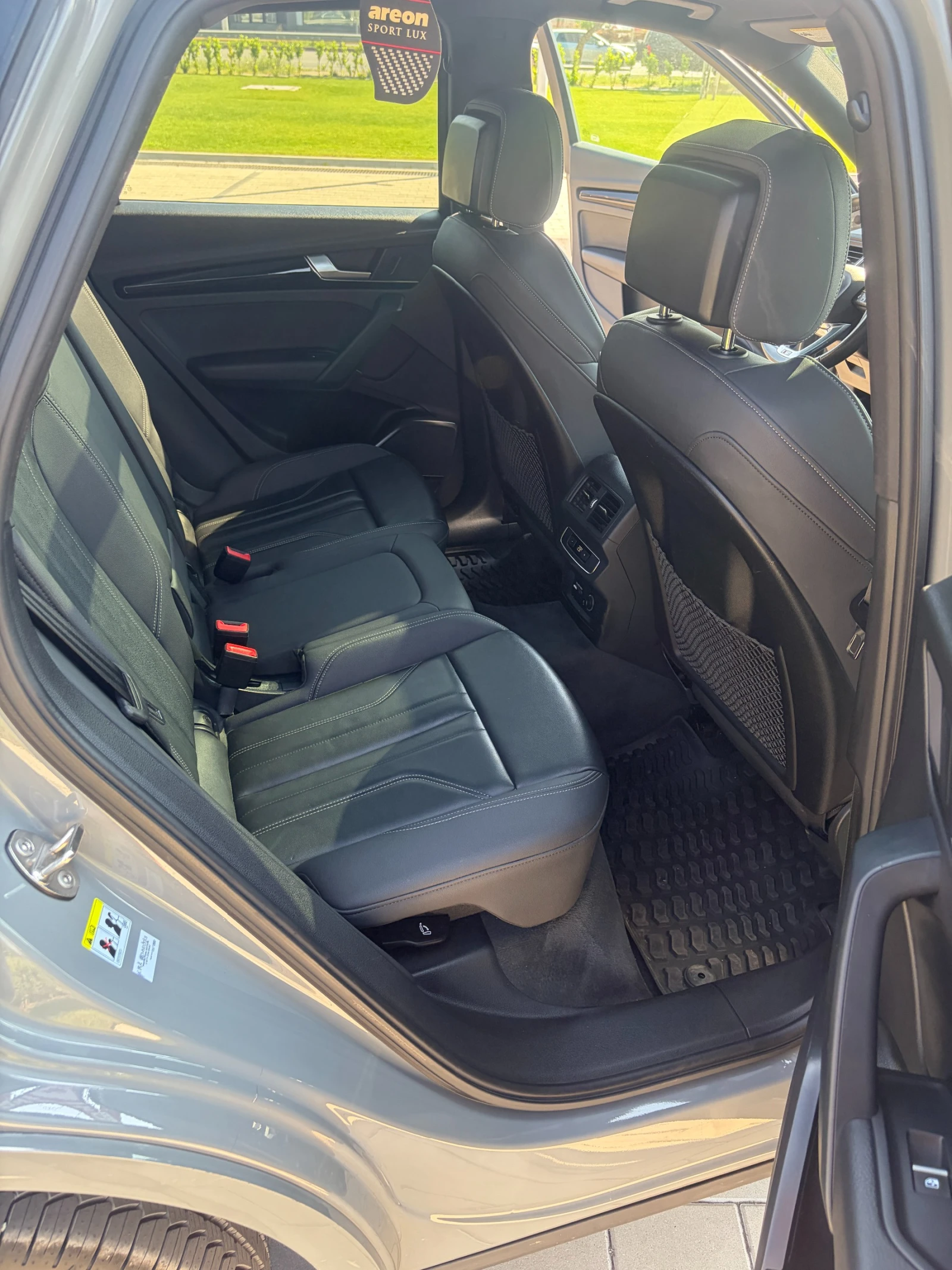 Audi Q5 S-line, Nardo Grey, Black Optic, снимка 10 - Автомобили и джипове - 55330379