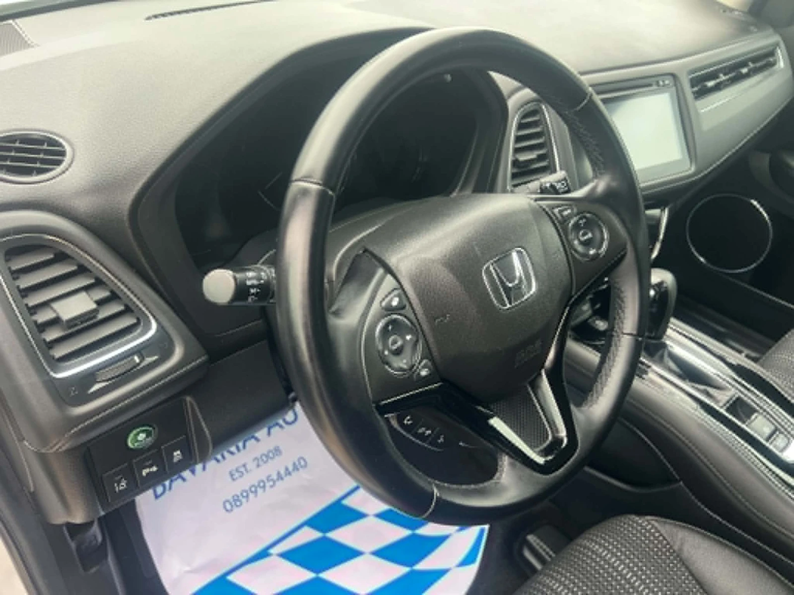 Honda Hr-v Executive, снимка 10 - Автомобили и джипове - 55041956