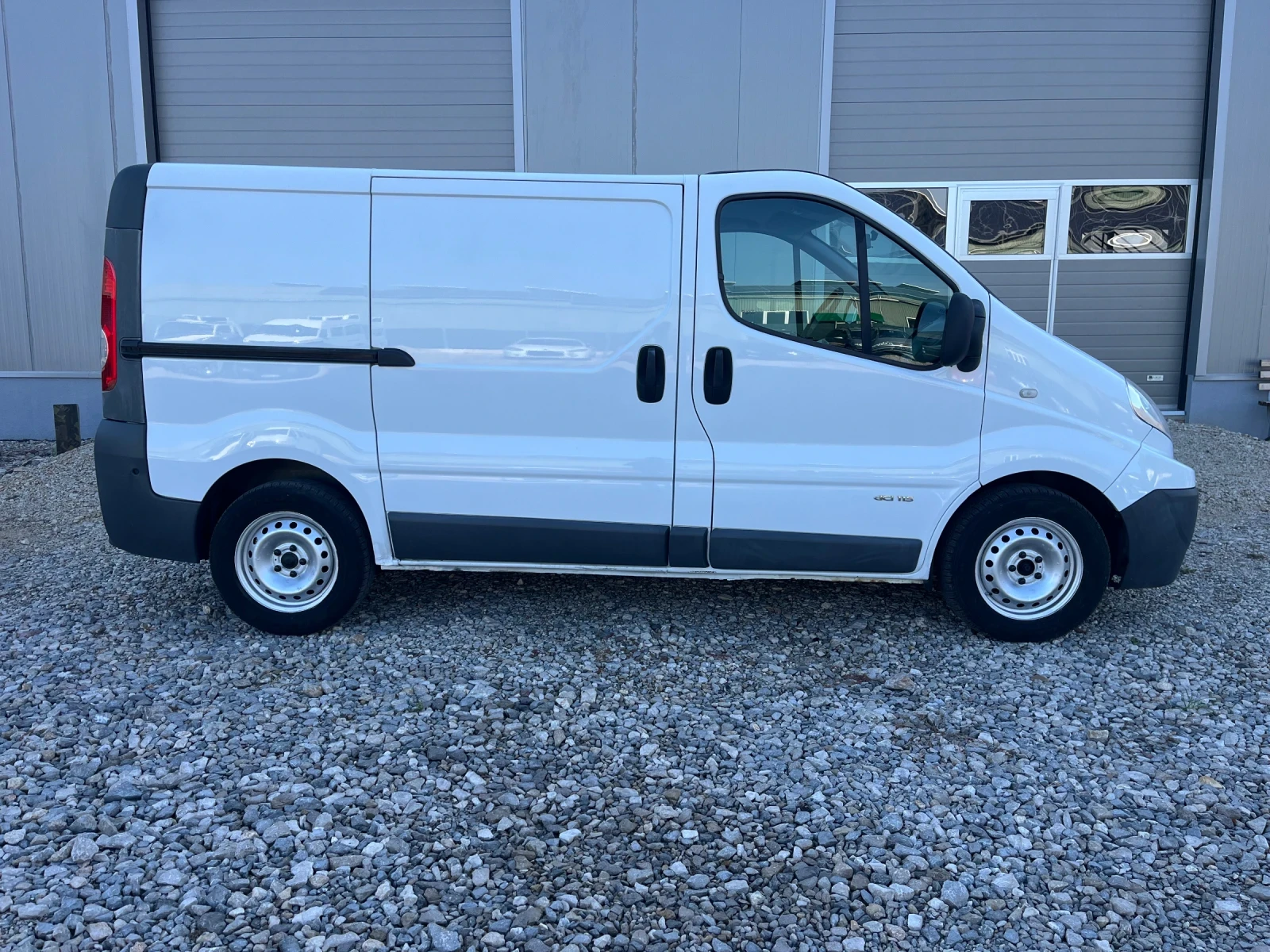 Renault Trafic 2.0DCI климатик - изображение 4