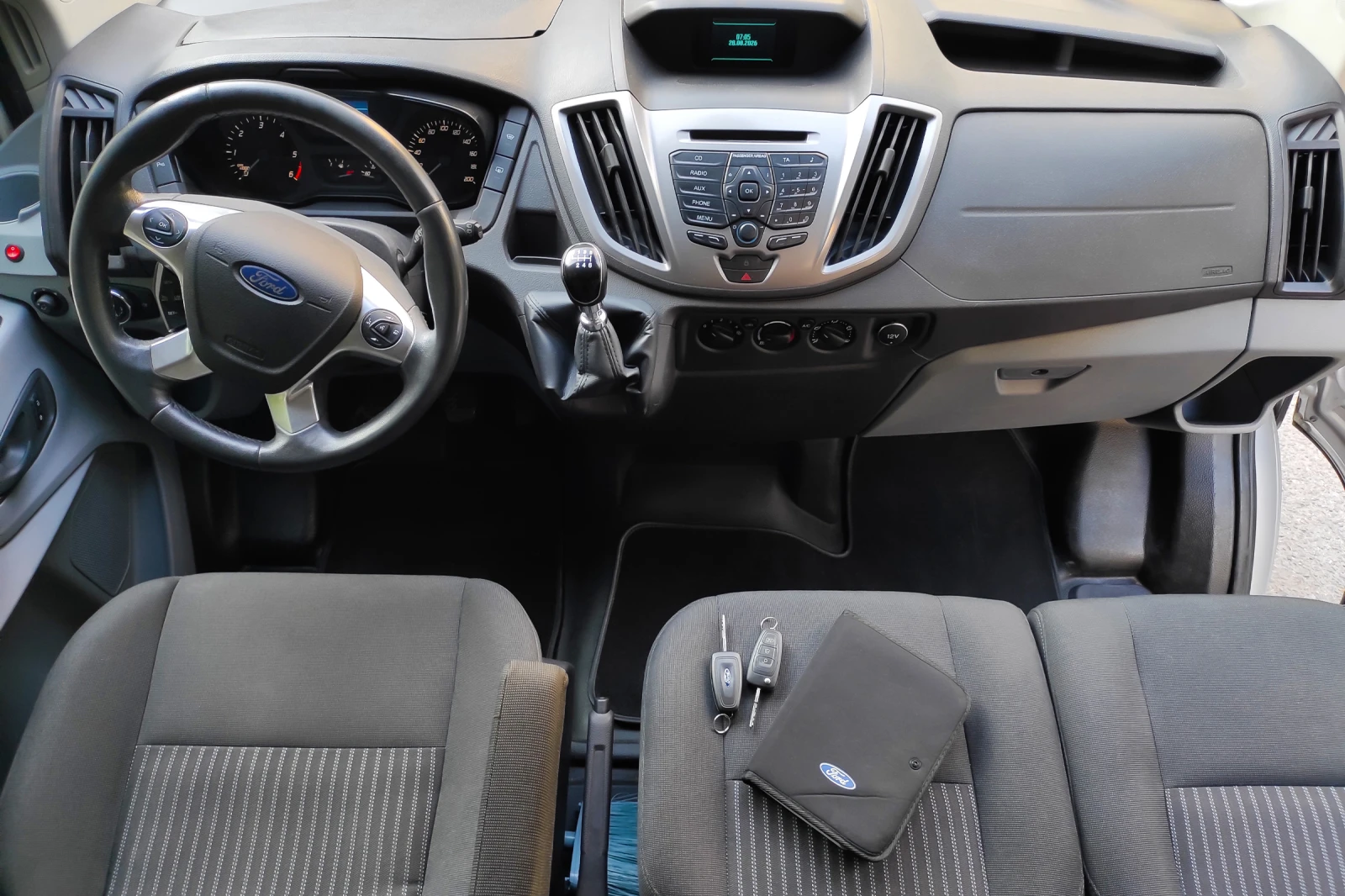Ford Transit Kombi 2.2 TDCi Trend 125PS FWD, 2x Klima, TV, снимка 8 - Бусове и автобуси - 55944888