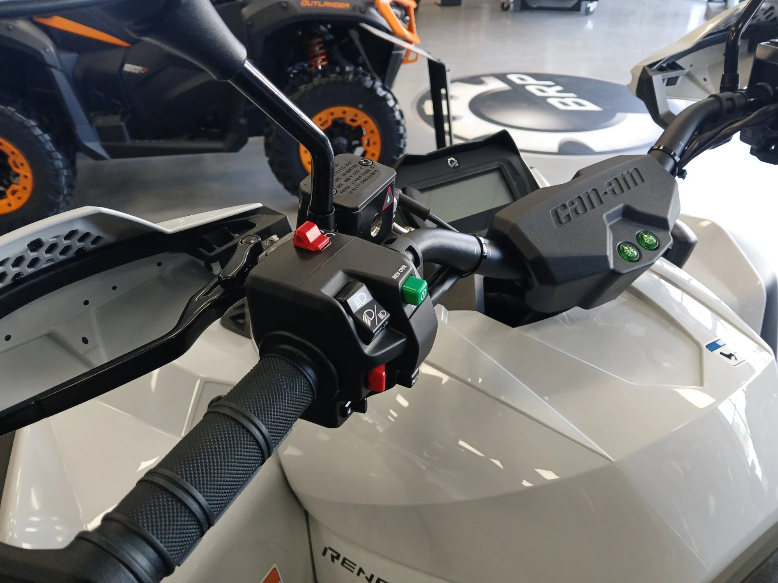 Can-Am Renеgade X-XC 1000 T ABS - изображение 7