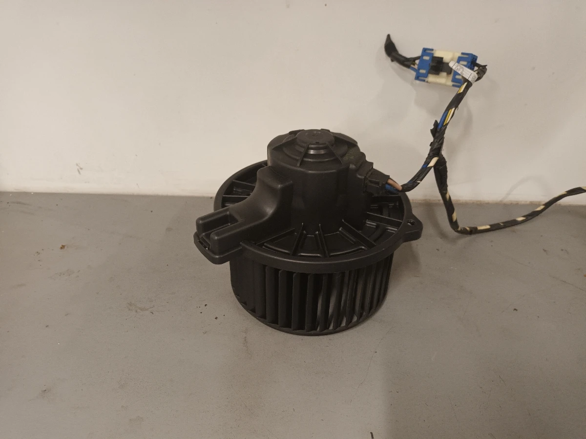 ���������� ����� ��� �������� 2.9� ������  | Mobile.bg � ����������� 1