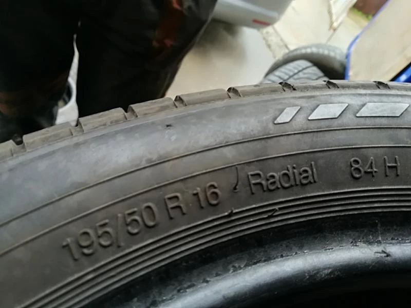 Гуми Летни 195/50R15, снимка 5 - Гуми и джанти - 20889862