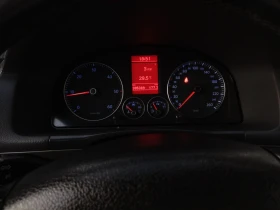 VW Touran 1.9 TDI 105HP Климатроник Подгреви Темпомат , снимка 17