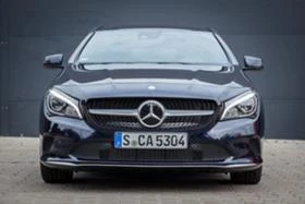 Mercedes-Benz CLA 220  1