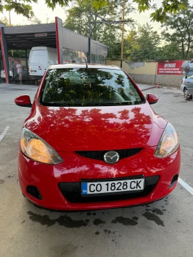  Mazda 2