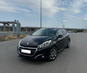 Peugeot 208 1.2i Сервизна история - 14000 лв. - 11656377 2