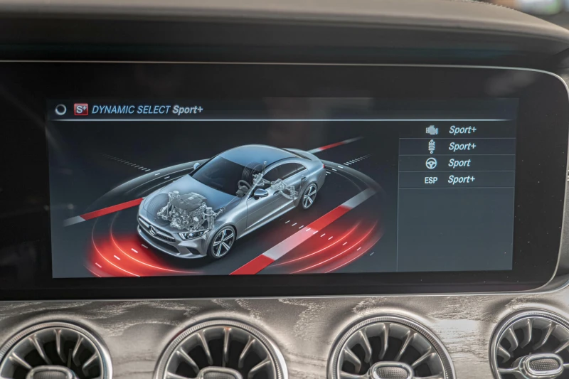 Mercedes-Benz CLS 400 AMG/4Matic/Burmester/Подгрев/Камера 360, снимка 13 - Автомобили и джипове - 51435598