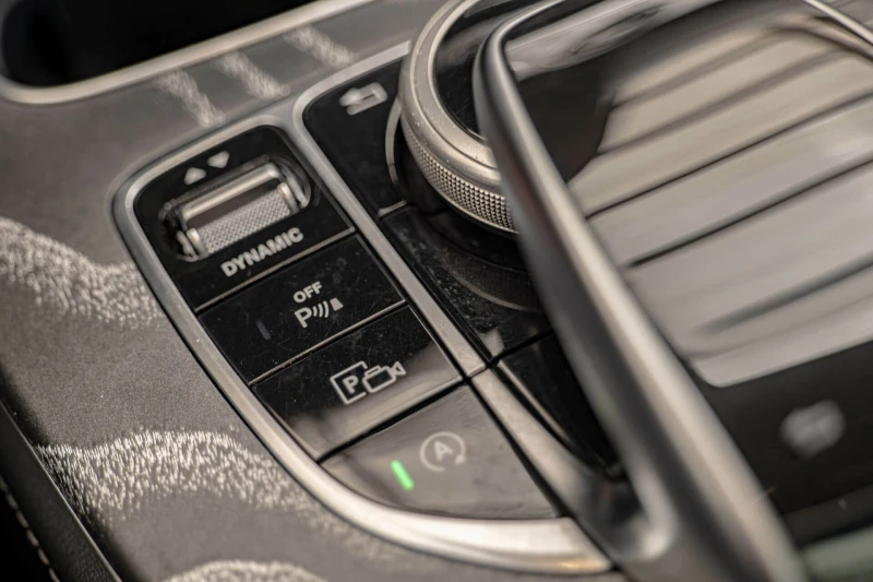 Mercedes-Benz CLS 400 AMG/4Matic/Burmester/Подгрев/Камера 360, снимка 10 - Автомобили и джипове - 51435598