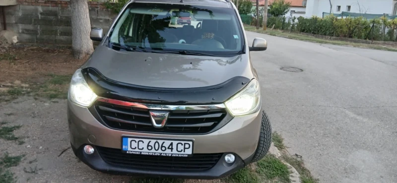 Dacia Lodgy, снимка 2 - Автомобили и джипове - 52891733