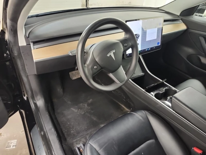Tesla Model 3 * STANDARD RANGE PLUS * CARFAX * ЦЕНА ДО БГ, снимка 9 - Автомобили и джипове - 52792569