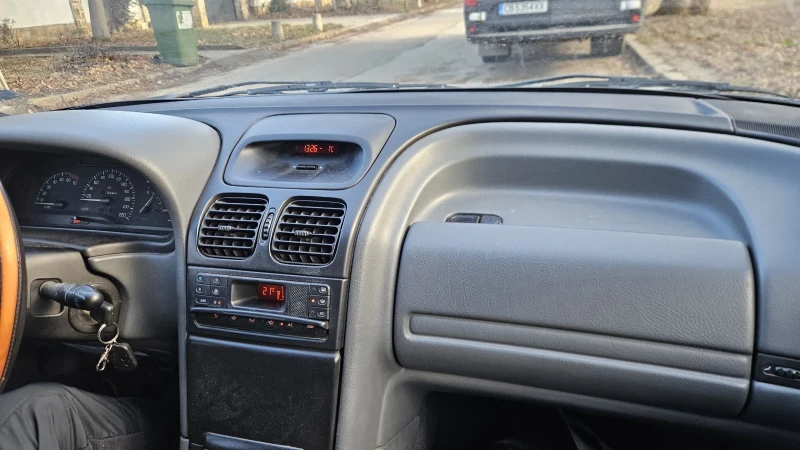 Renault Laguna 1.8 бензин 90 кс , снимка 7 - Автомобили и джипове - 53236979